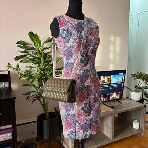 Medium size ladies bag